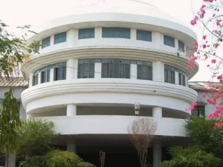 J.E.S.-College-Jalna